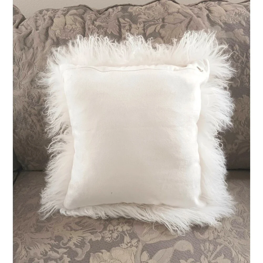 Crate & Barrel White Mongolian Sheep Fluffy Fur 16X16 Set/2 Pillow Shams